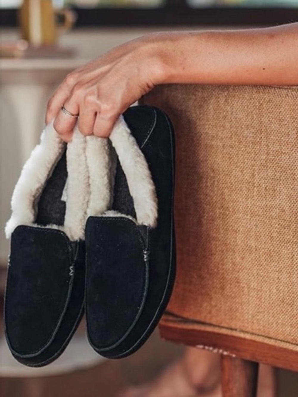 OluKai Ku'una Suede Slippers